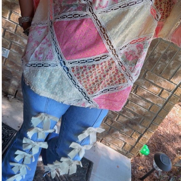 Boho Patchwork Crochet Trim Women’s Top - Pink & Cream Oversized - Picture 3 of 5